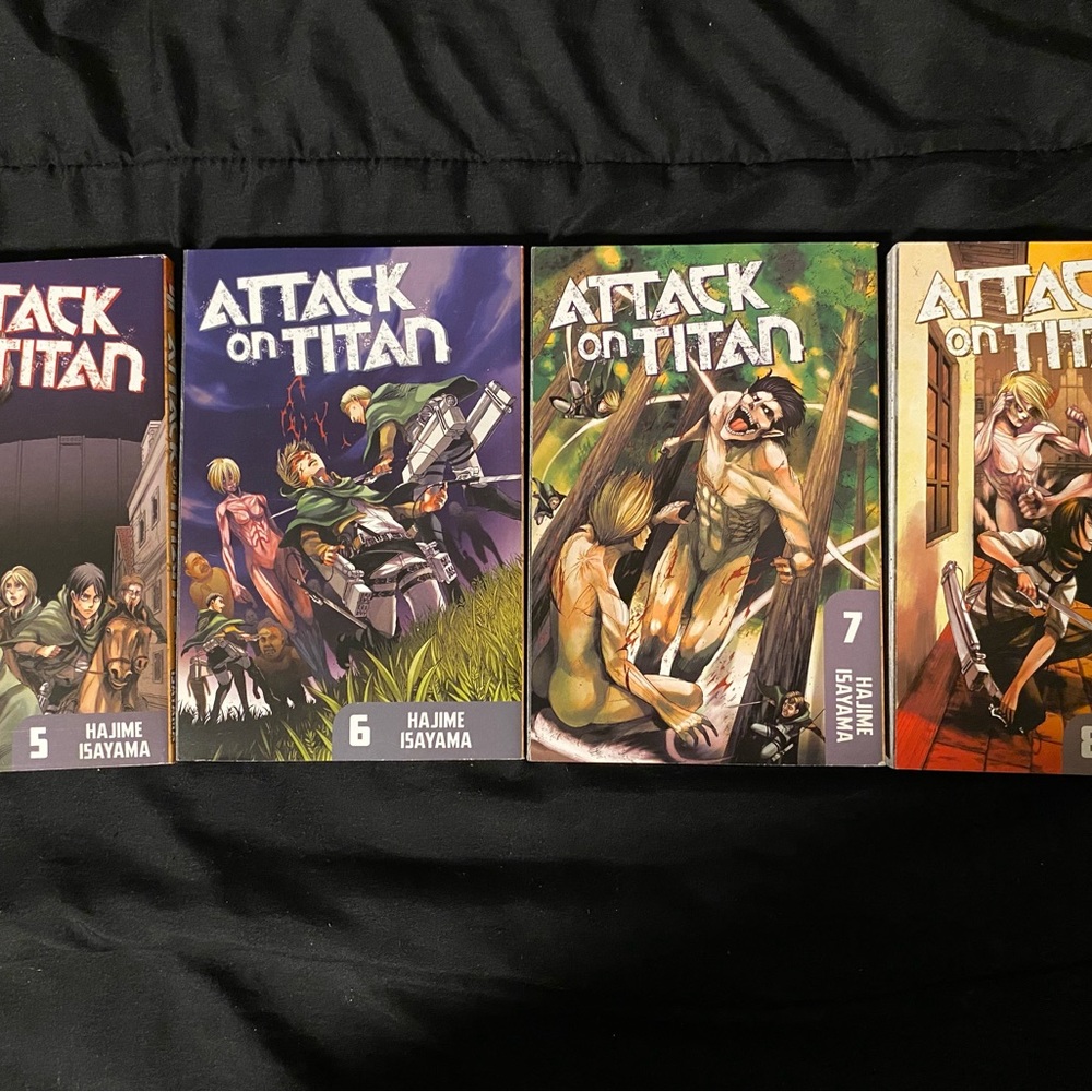 Attack on Titan Season 1 Part 2 Manga Box Set (Attack on Titan Manga Box Sets)